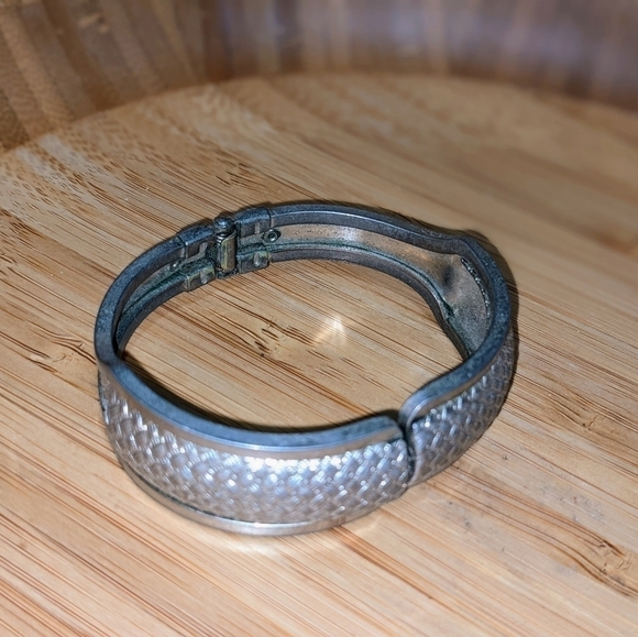 Silver Weave Hinged Bangle Bracelet - Picture 3 of 9